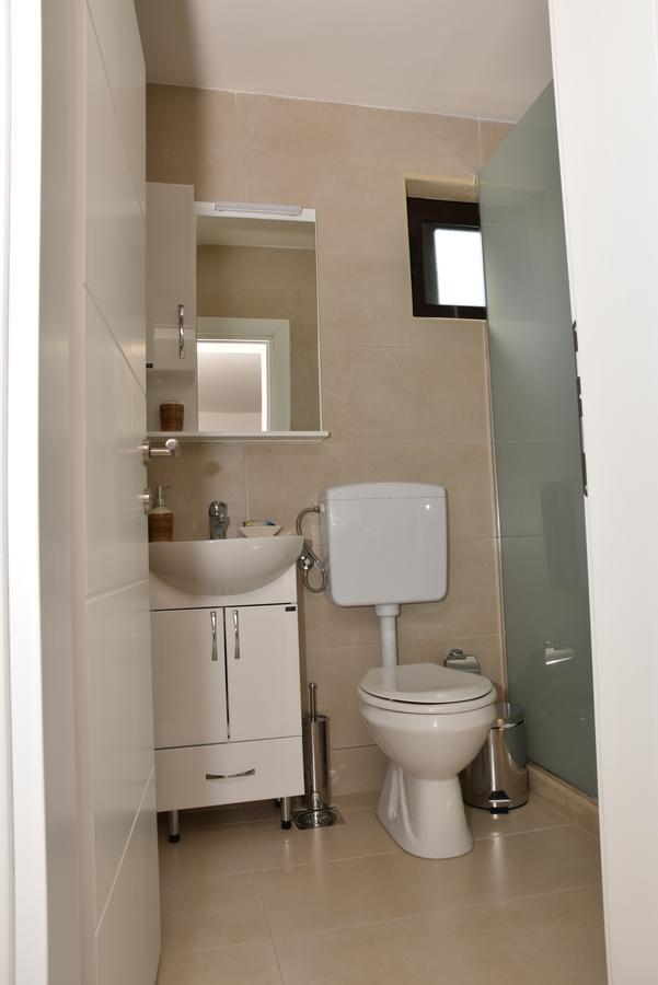 Guest House Evropa 울친 외부 사진